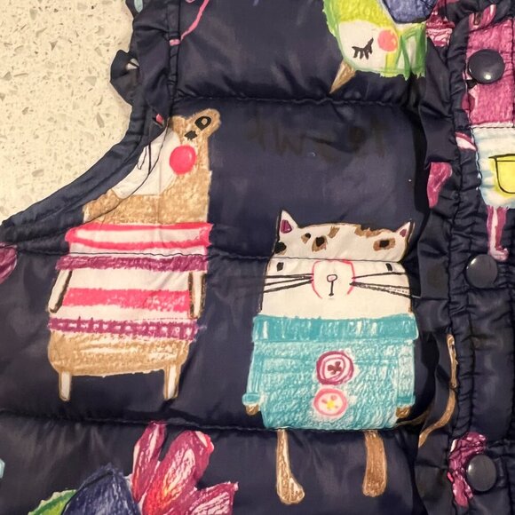 20% off $40+ HLQY Owl Theme Puffer Vest | Ruffles | Snap Buttons | Kids Size 4T - Picture 2 of 6